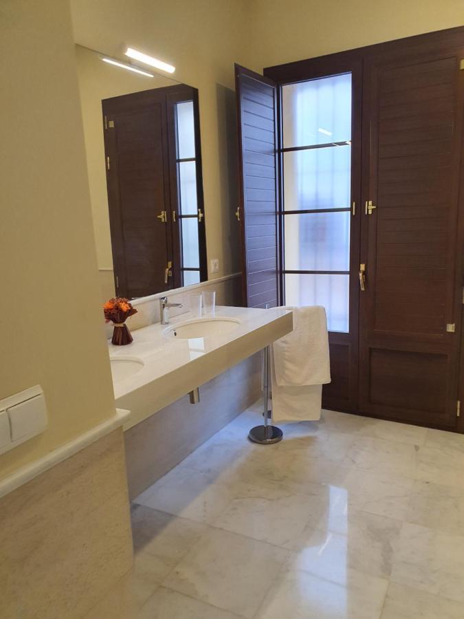 Habitaciones Casa Sevillana Centro Экстерьер фото