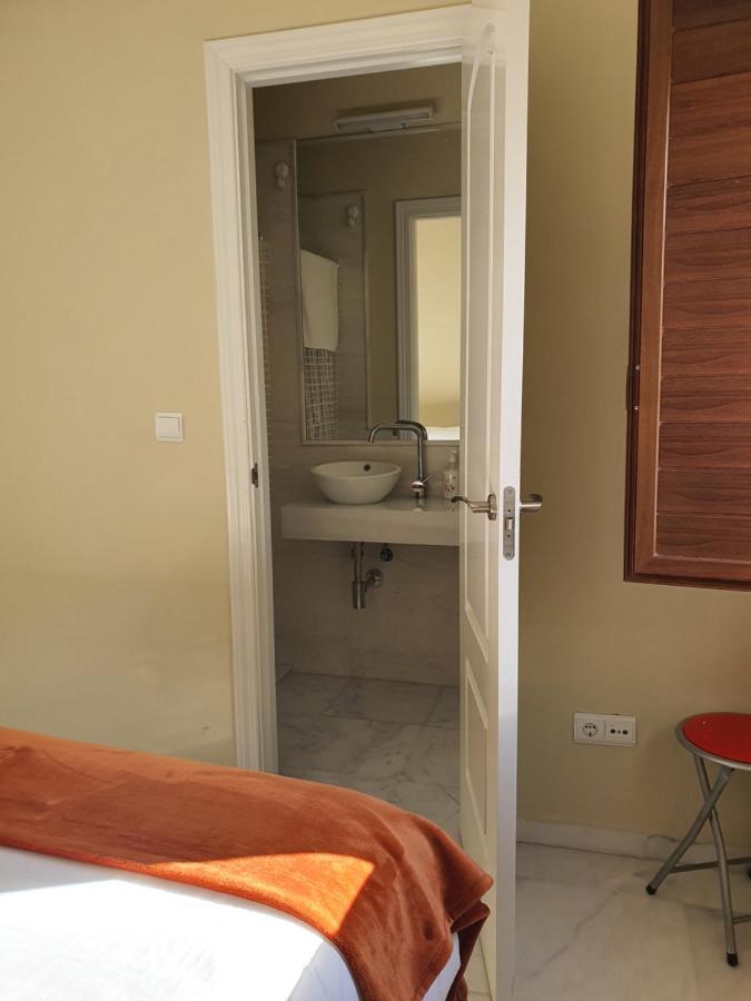 Habitaciones Casa Sevillana Centro Экстерьер фото